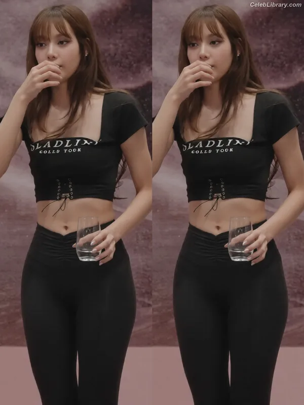 Lisa  BLΛƆKPIИK (Blackpink) photo 20 of 6190