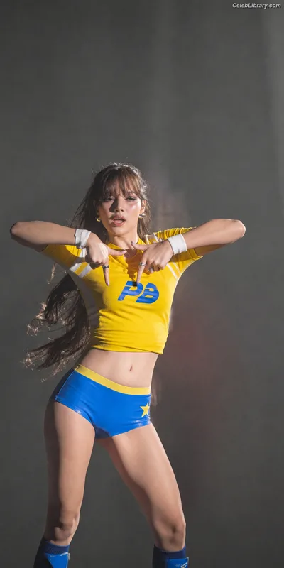 Lisa  BLΛƆKPIИK (Blackpink) photo 11 of 6190