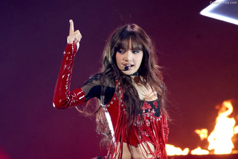 Lisa  BLΛƆKPIИK (Blackpink) photo 9 of 6190