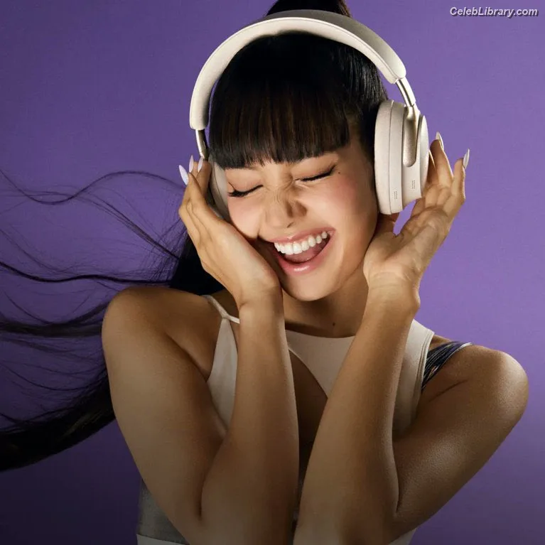 Lisa  BLΛƆKPIИK (Blackpink) photo 20 of 6190