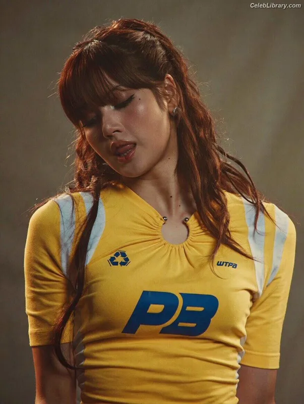 Lisa  BLΛƆKPIИK (Blackpink) photo 5 of 6190