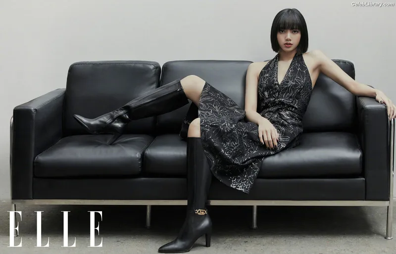 Lisa BLΛƆKPIИK (Blackpink) photo 12 of 6190
