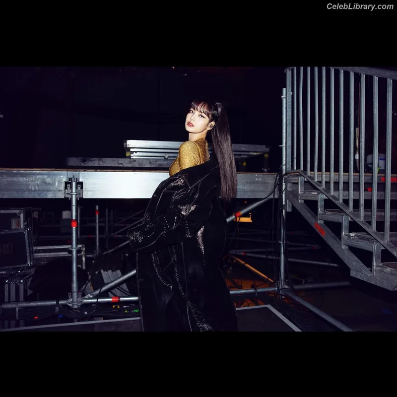 Lisa BLΛƆKPIИK (Blackpink) photo 7 of 6190