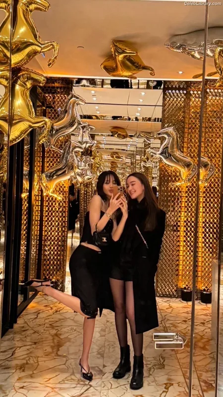 Lisa BLΛƆKPIИK (Blackpink) photo 12 of 6190