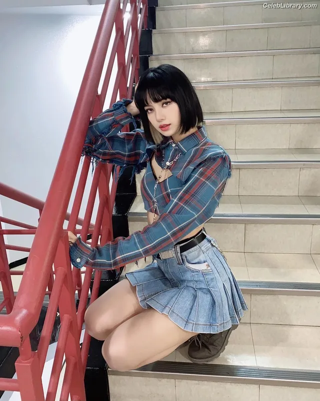 Lisa BLΛƆKPIИK (Blackpink) photo 15 of 6190