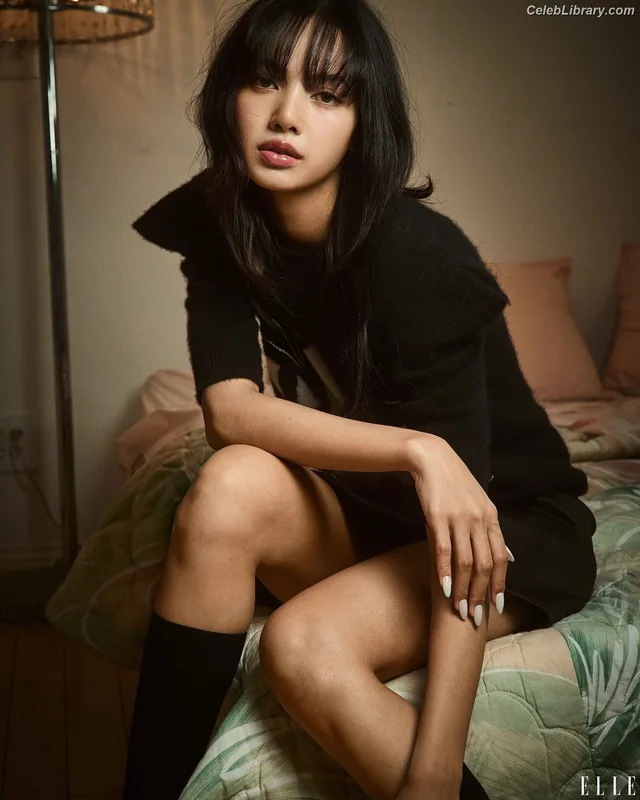Lisa BLΛƆKPIИK (Blackpink) photo 18 of 6190