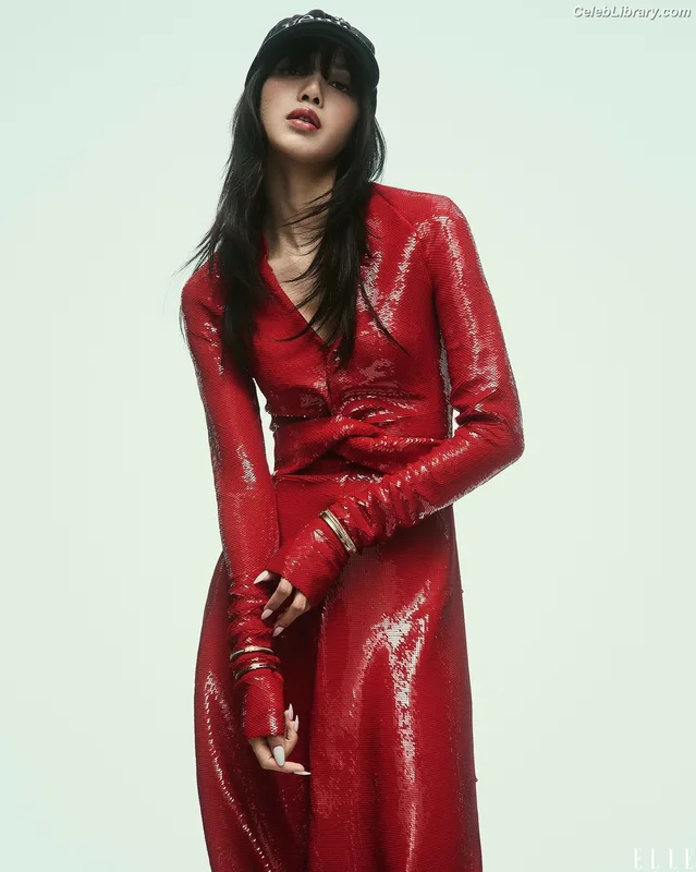 Lisa BLΛƆKPIИK (Blackpink) photo 19 of 6190