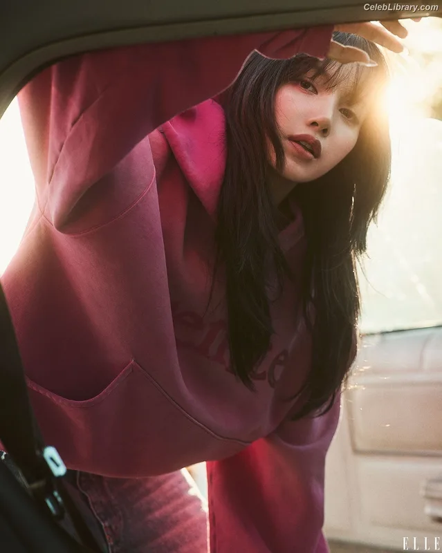 Lisa BLΛƆKPIИK (Blackpink) photo 21 of 6190