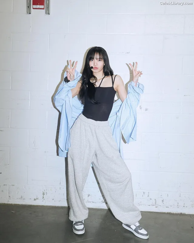 Lisa BLΛƆKPIИK (Blackpink) photo 3 of 6190