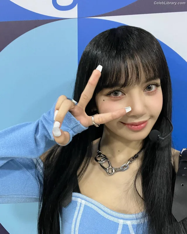 Lisa BLΛƆKPIИK (Blackpink) photo 22 of 6190