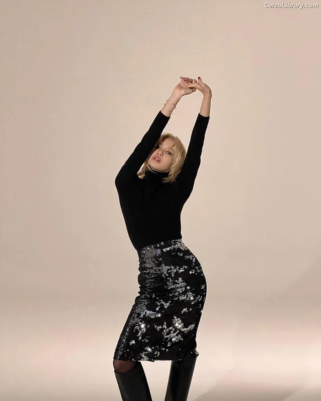 Lisa BLΛƆKPIИK (Blackpink) photo 15 of 6190