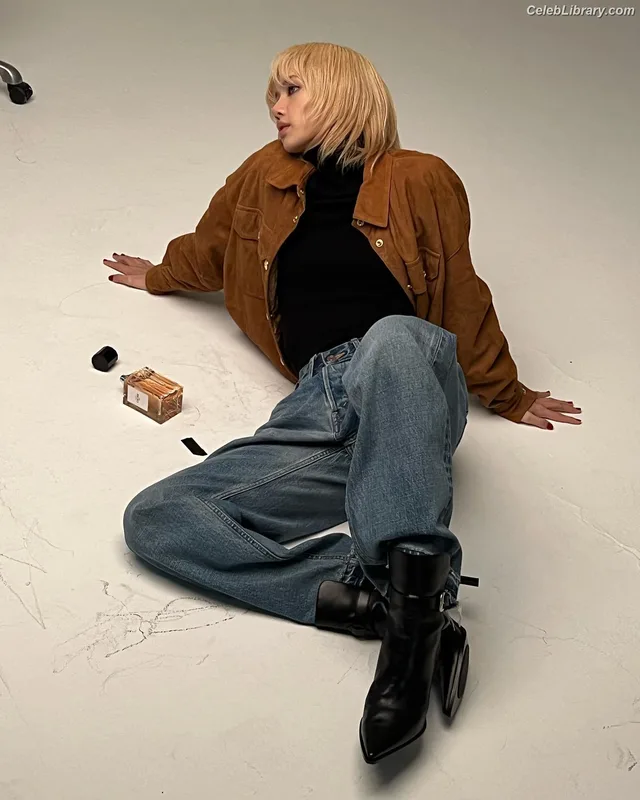 Lisa BLΛƆKPIИK (Blackpink) photo 18 of 6190
