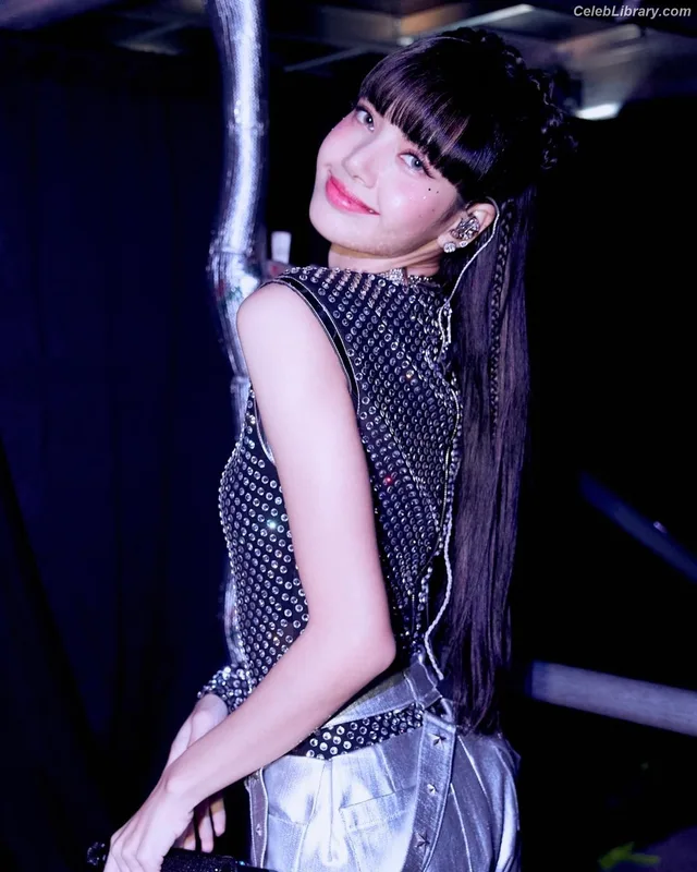 Lisa BLΛƆKPIИK (Blackpink) photo 3 of 6190