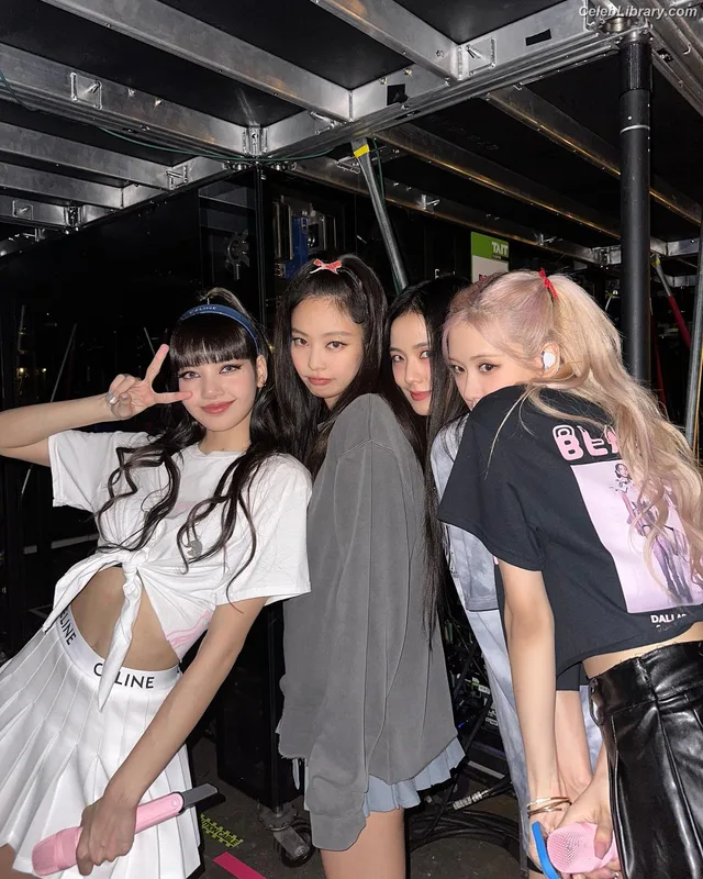 Lisa BLΛƆKPIИK (Blackpink) photo 3 of 6190