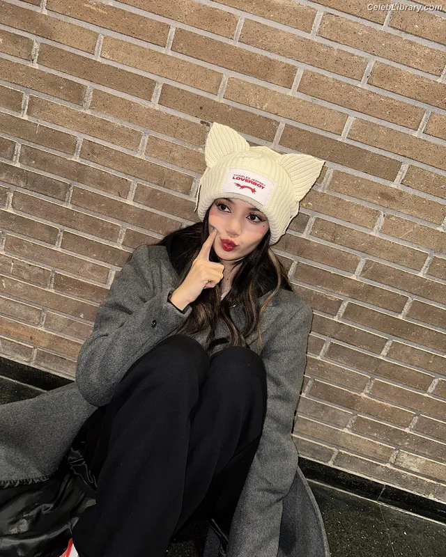 Lisa BLΛƆKPIИK (Blackpink) photo 9 of 6190