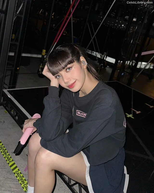 Lisa BLΛƆKPIИK (Blackpink) photo 11 of 6190