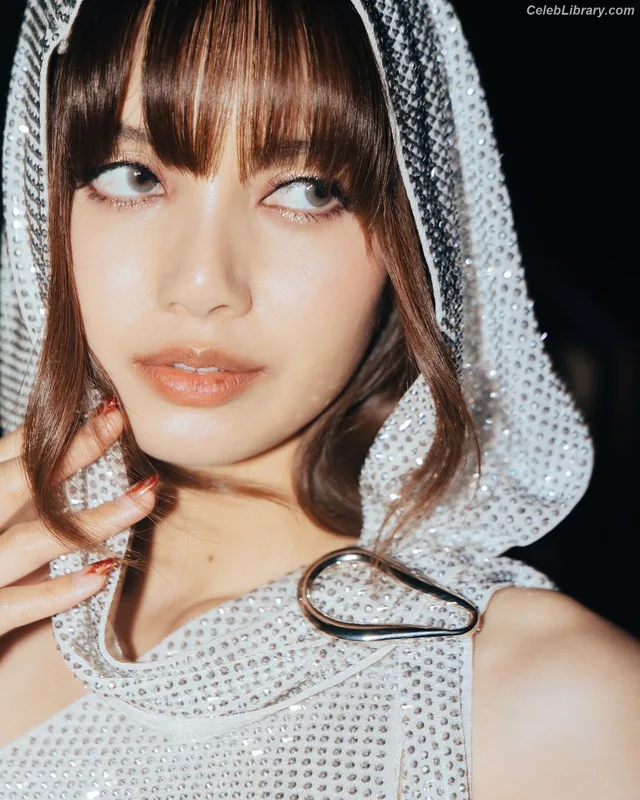 Lisa BLΛƆKPIИK (Blackpink) photo 24 of 6190