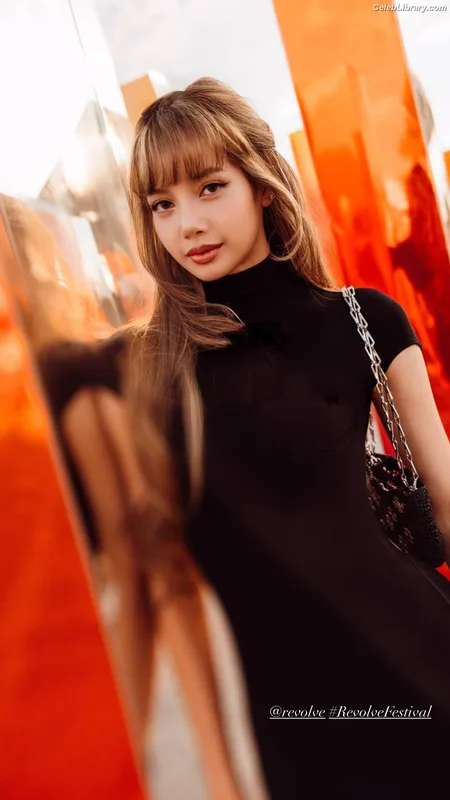 Lisa BLΛƆKPIИK (Blackpink) photo 6 of 6190