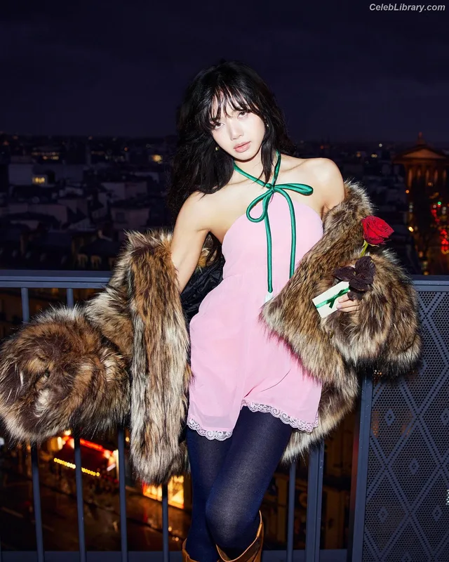 Lisa BLΛƆKPIИK (Blackpink) photo 24 of 6190