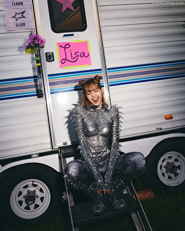 Lisa BLΛƆKPIИK (Blackpink) photo 9 of 6190