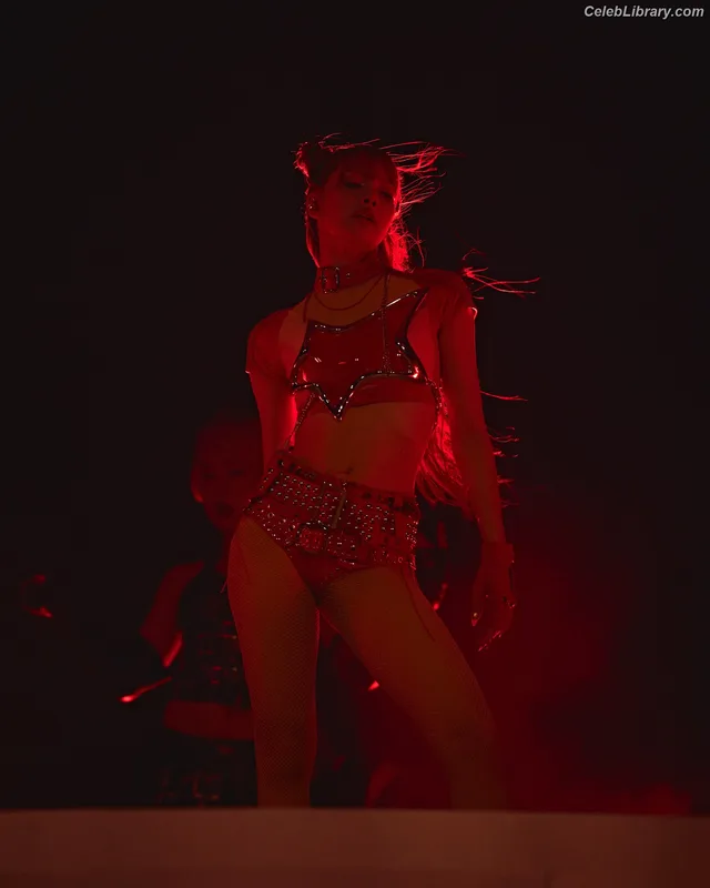 Lisa BLΛƆKPIИK (Blackpink) photo 21 of 6190