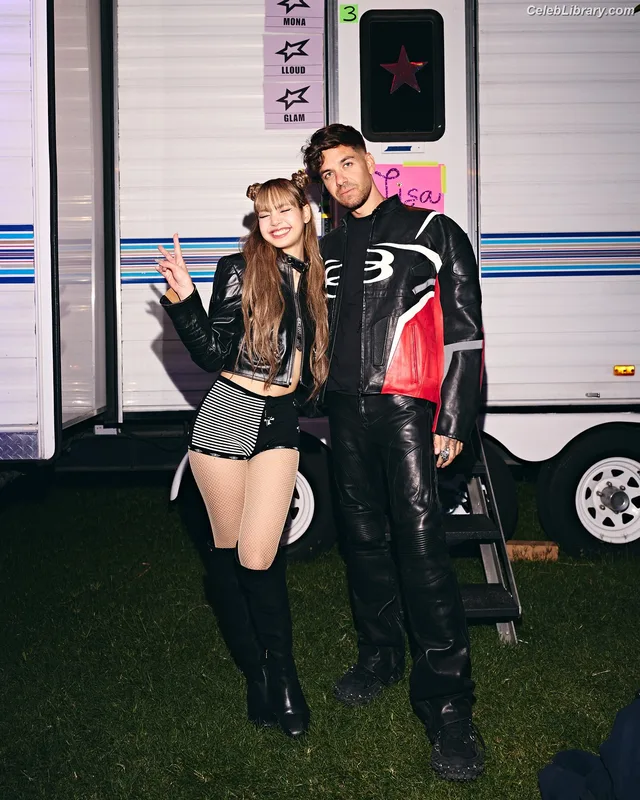 Lisa BLΛƆKPIИK (Blackpink) photo 24 of 6190