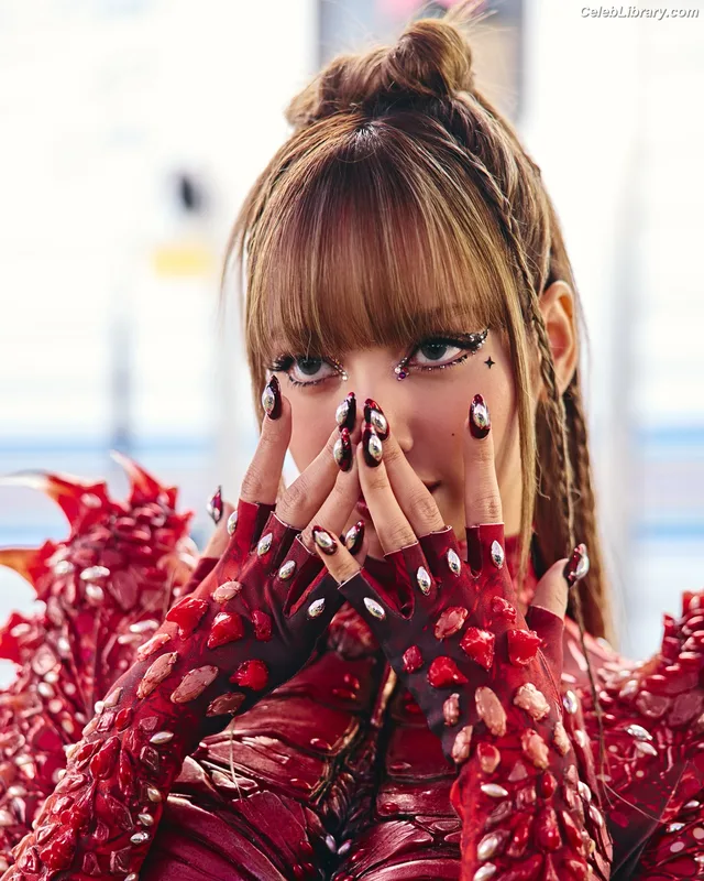 Lisa  BLΛƆKPIИK (Blackpink) photo 17 of 6190