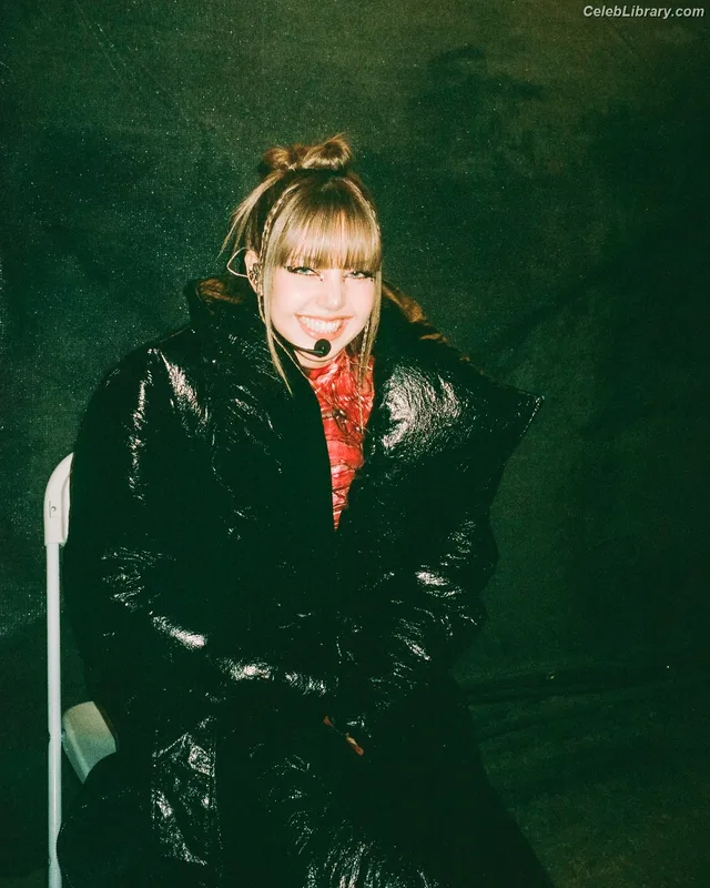 Lisa  BLΛƆKPIИK (Blackpink) photo 18 of 6190
