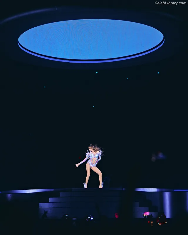 Lisa  BLΛƆKPIИK (Blackpink) photo 21 of 6190