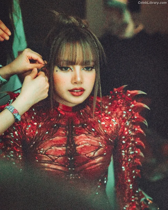 Lisa  BLΛƆKPIИK (Blackpink) photo 8 of 6190
