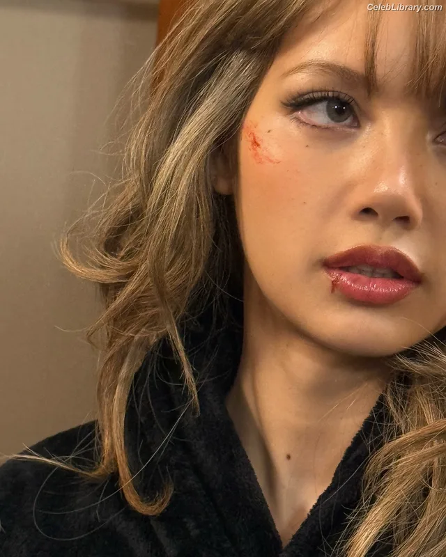 Lisa  BLΛƆKPIИK (Blackpink) photo 12 of 6190
