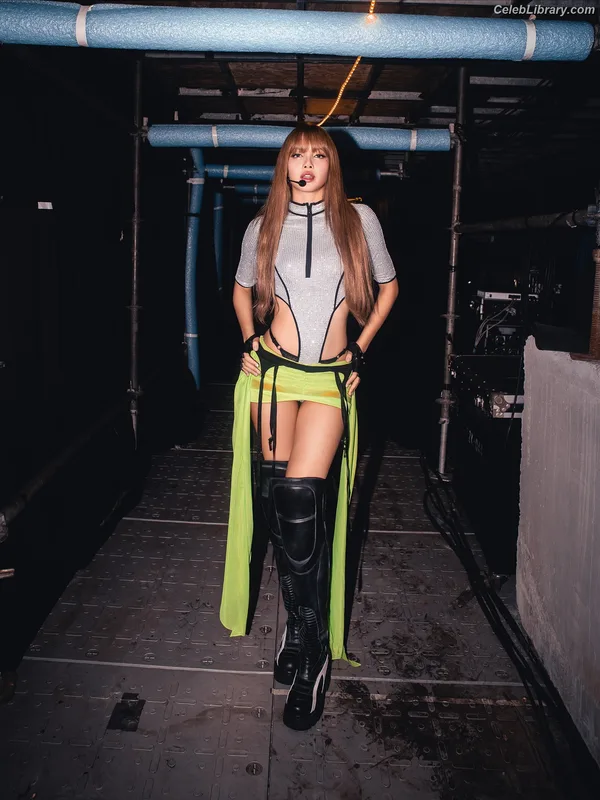 Lisa  BLΛƆKPIИK (Blackpink) photo 8 of 6190