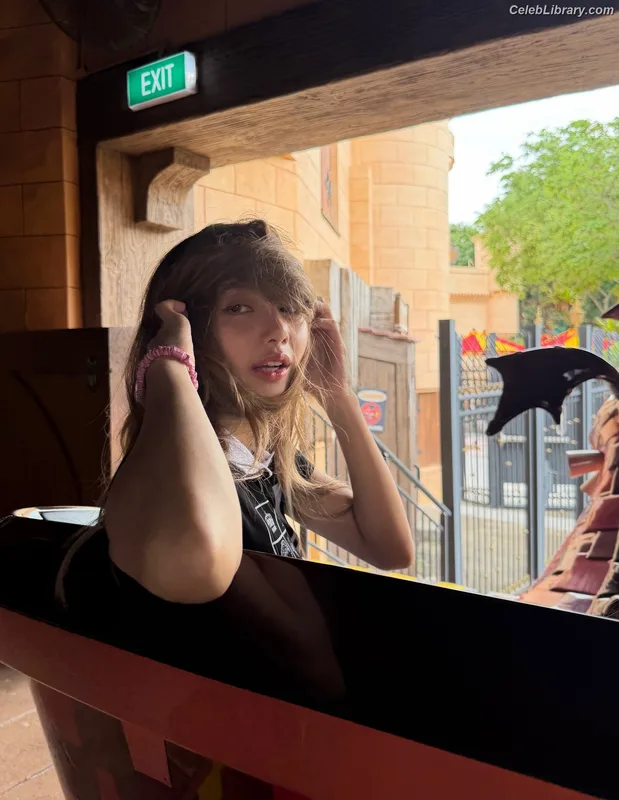 Lisa  BLΛƆKPIИK (Blackpink) photo 17 of 6190