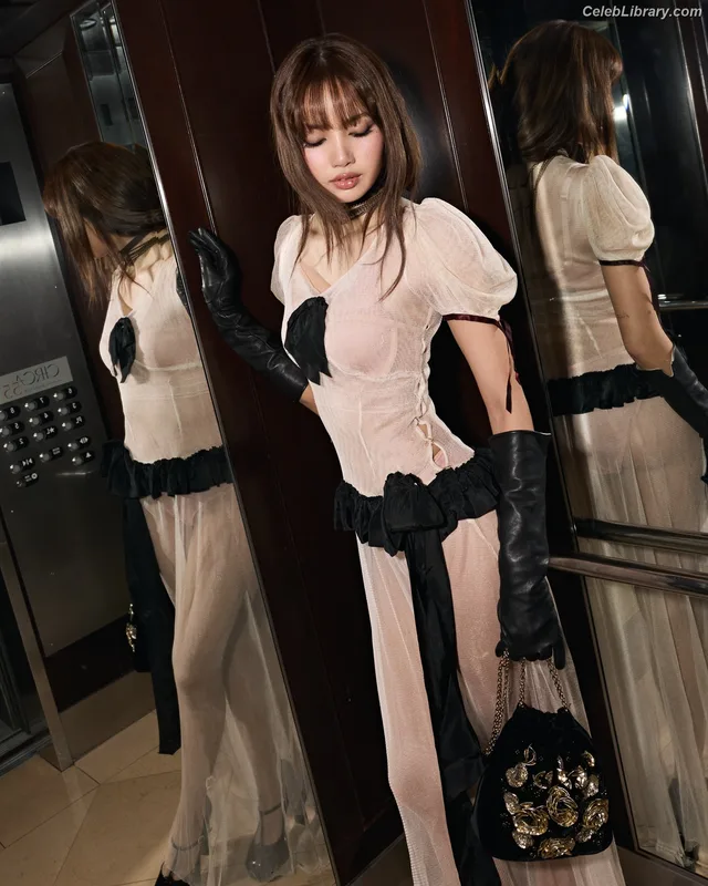 Lisa  BLΛƆKPIИK (Blackpink) photo 23 of 6190