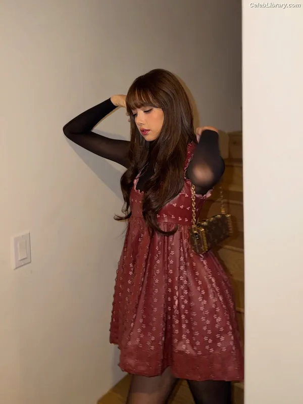 Lisa  BLΛƆKPIИK (Blackpink) photo 7 of 6190