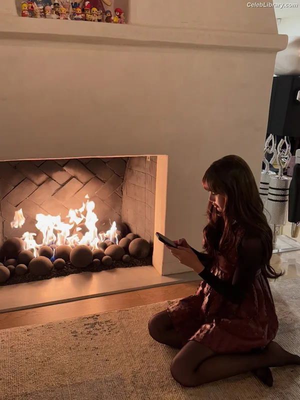 Lisa  BLΛƆKPIИK (Blackpink) photo 12 of 6190