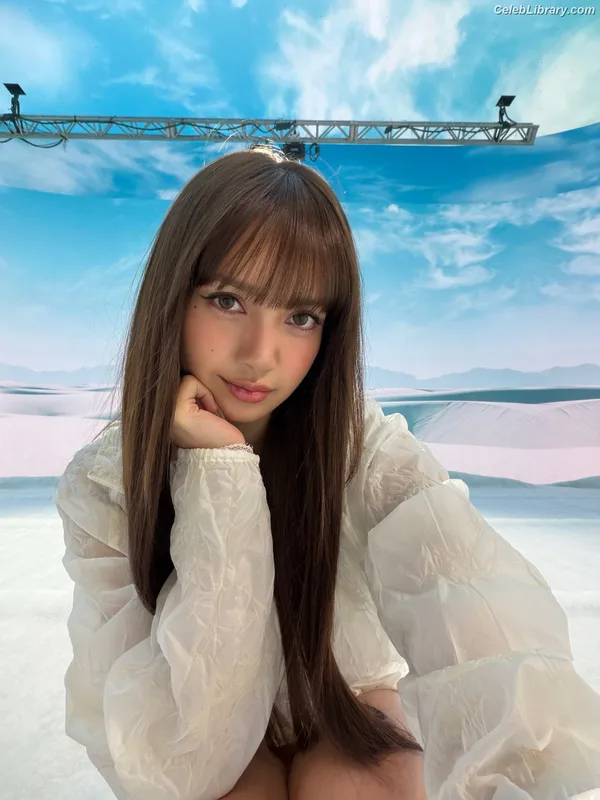 Lisa  BLΛƆKPIИK (Blackpink) photo 18 of 6190