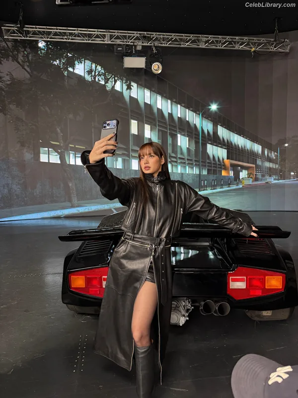 Lisa  BLΛƆKPIИK (Blackpink) photo 5 of 6190