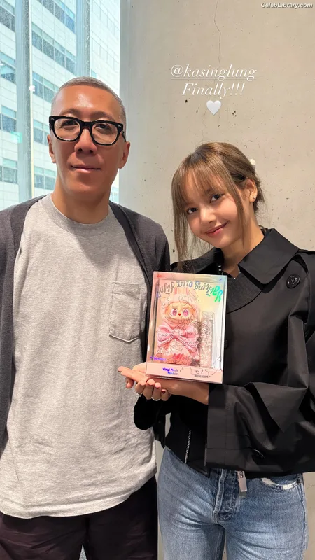 Lisa  BLΛƆKPIИK (Blackpink) photo 13 of 6190