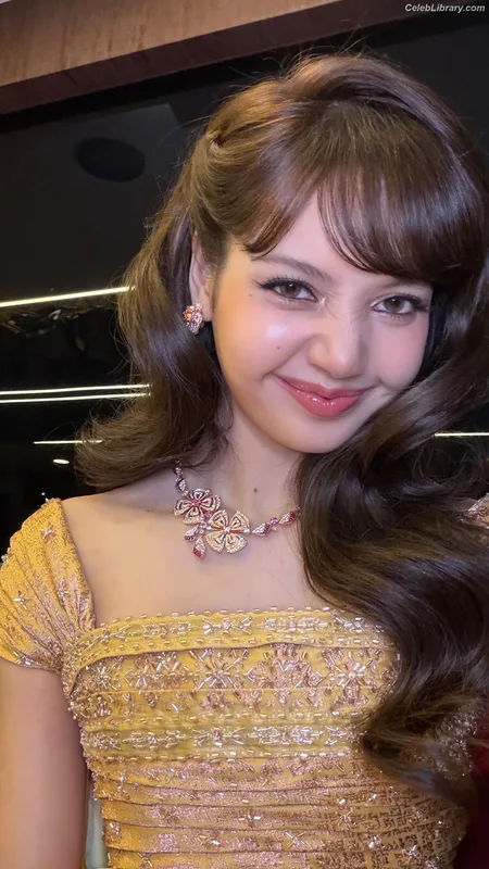 Lisa  BLΛƆKPIИK (Blackpink) photo 22 of 6190