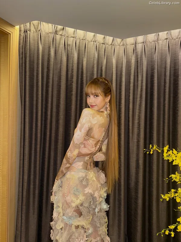 Lisa  BLΛƆKPIИK (Blackpink) photo 14 of 6190