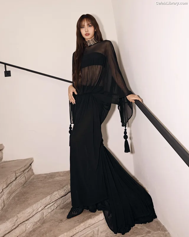Lisa  BLΛƆKPIИK (Blackpink) photo 9 of 6190