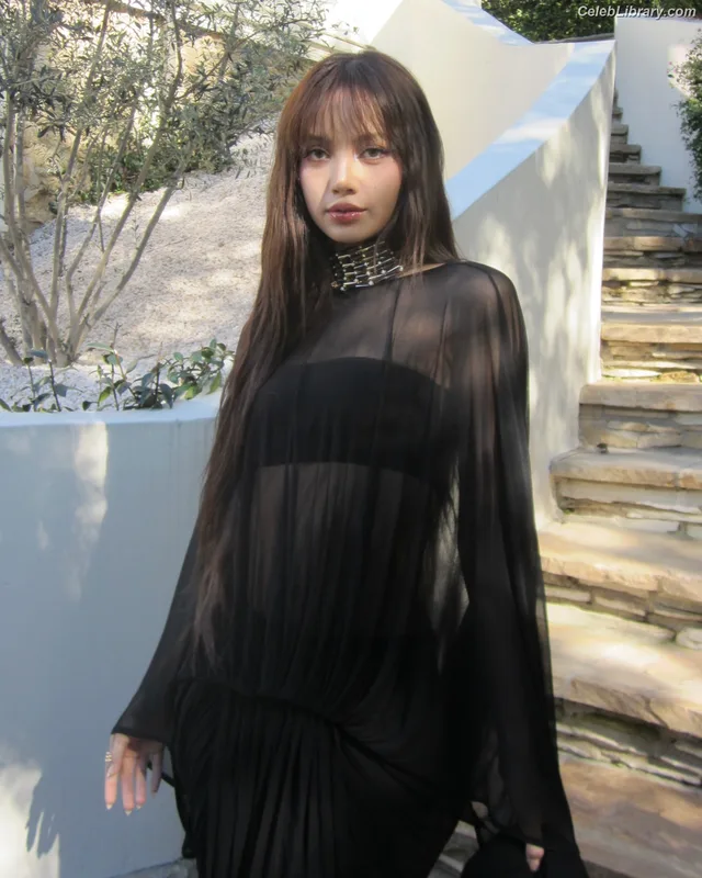 Lisa  BLΛƆKPIИK (Blackpink) photo 19 of 6190