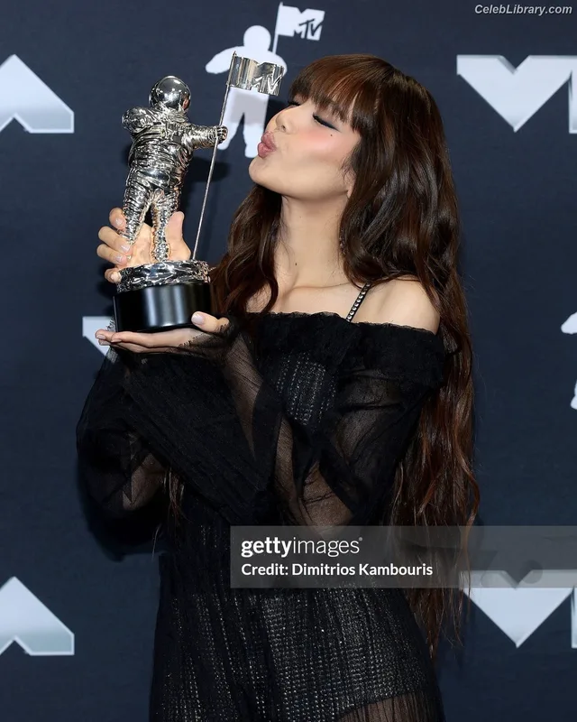 Lisa BLΛƆKPIИK (Blackpink) photo 15 of 6190