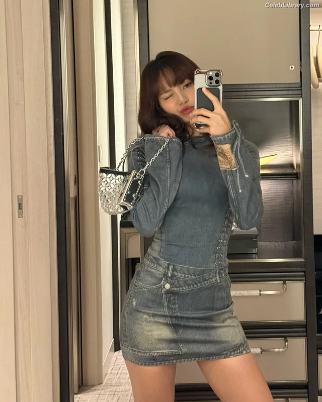 Lisa  BLΛƆKPIИK (Blackpink) photo 18 of 6190
