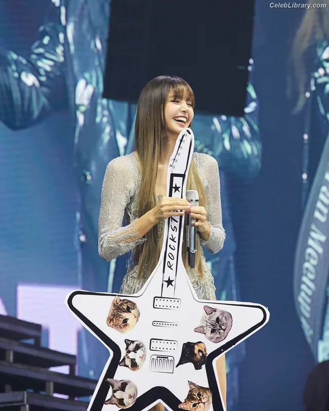Lisa  BLΛƆKPIИK (Blackpink) photo 9 of 6190