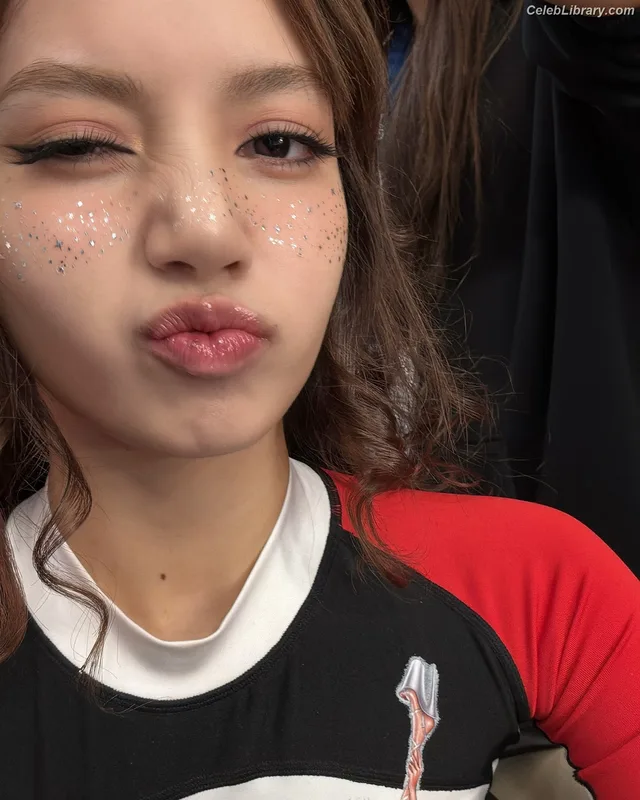 Lisa BLΛƆKPIИK (Blackpink) photo 1 of 6190
