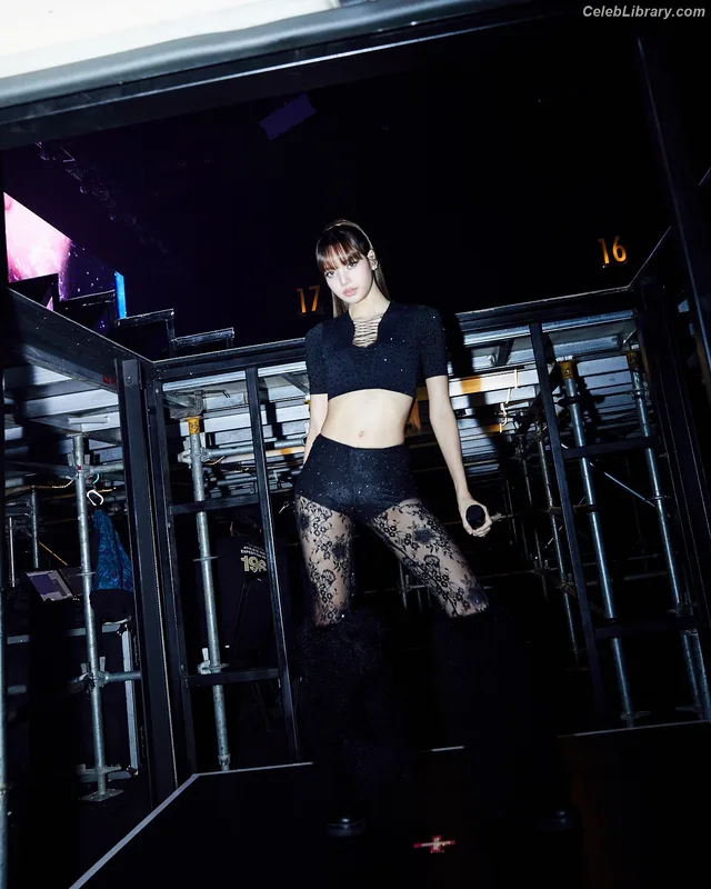 Lisa BLΛƆKPIИK (Blackpink) photo 11 of 6190