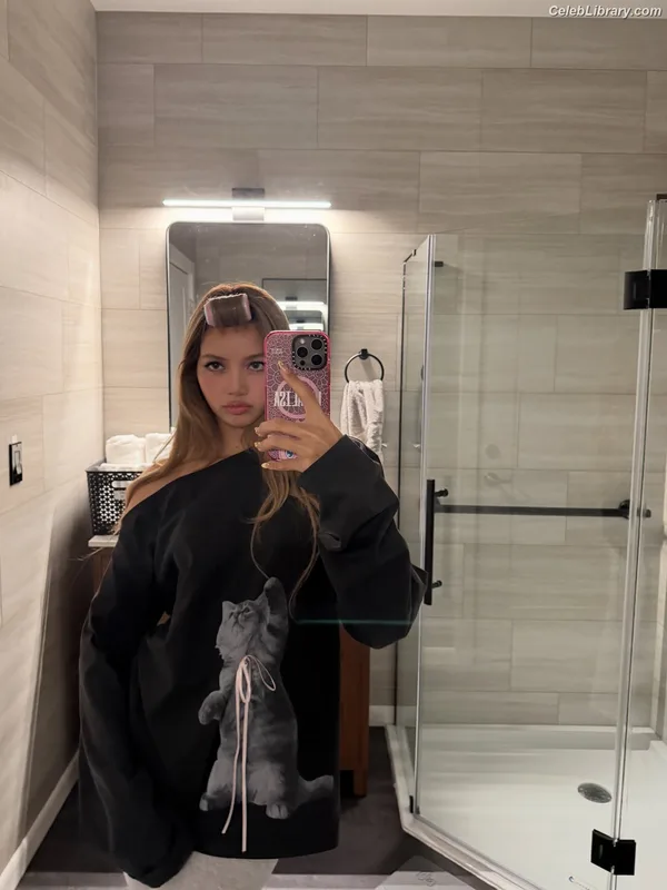 Lisa BLΛƆKPIИK (Blackpink) photo 7 of 6190