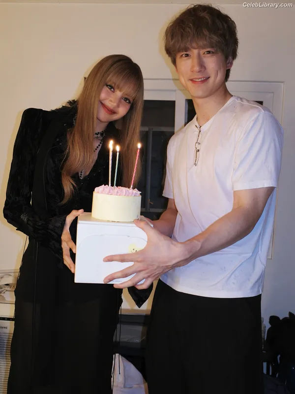 Lisa  BLΛƆKPIИK (Blackpink) photo 24 of 6190